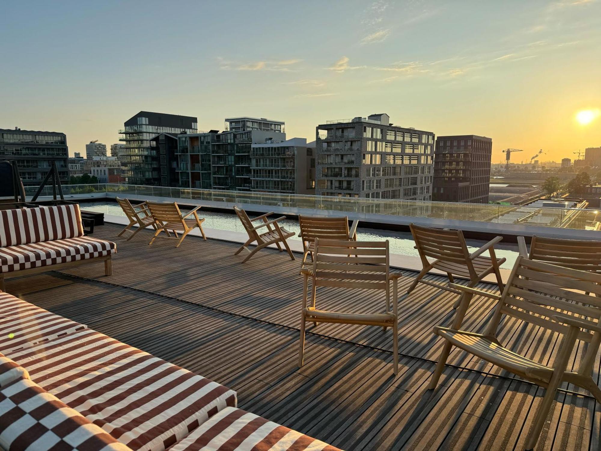 Bob W Amsterdam Noord Aparthotel Exteriör bild